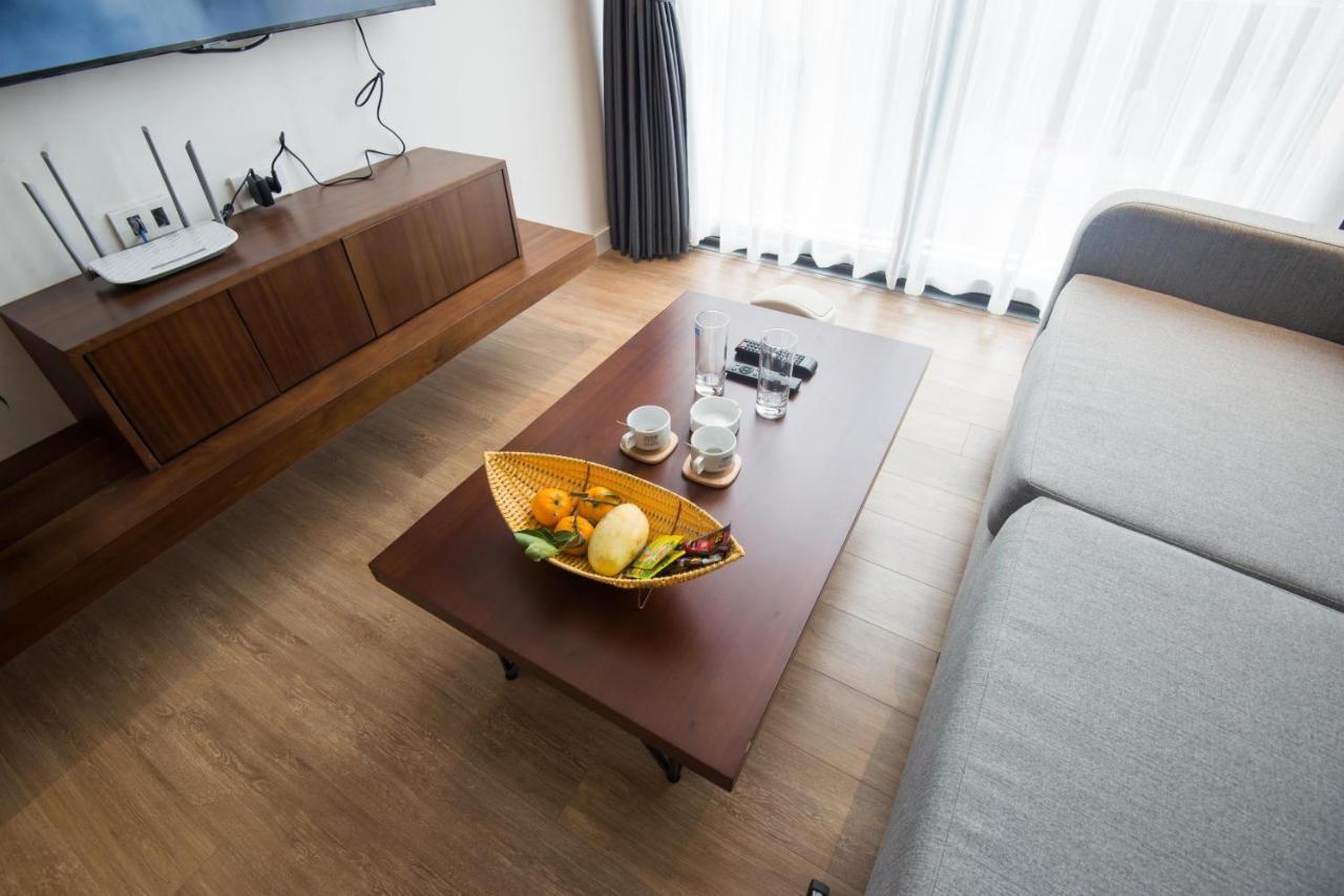 22Housing Hotel & Apartment 81 Linh Lang Hanoi Eksteriør billede
