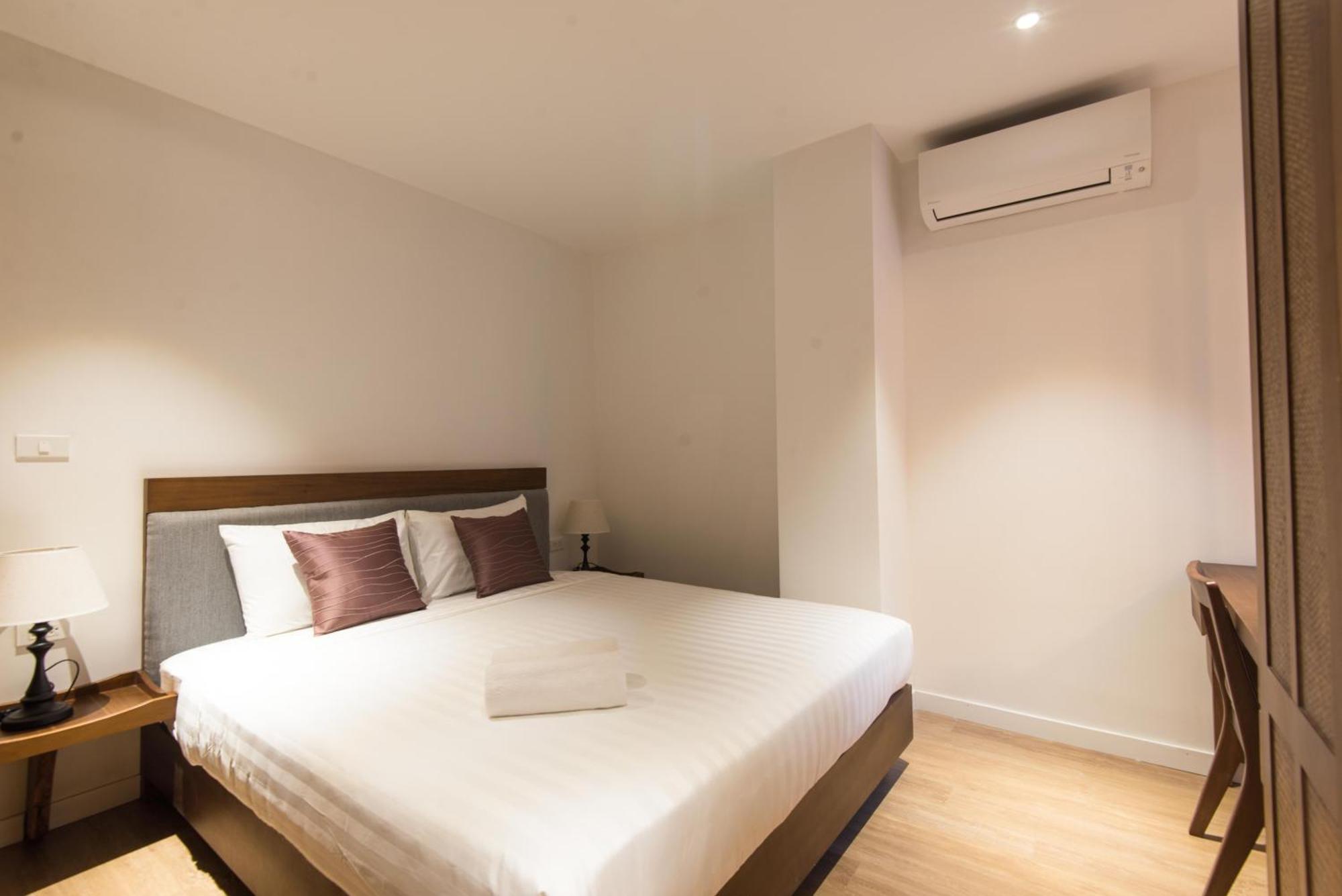 22Housing Hotel & Apartment 81 Linh Lang Hanoi Eksteriør billede