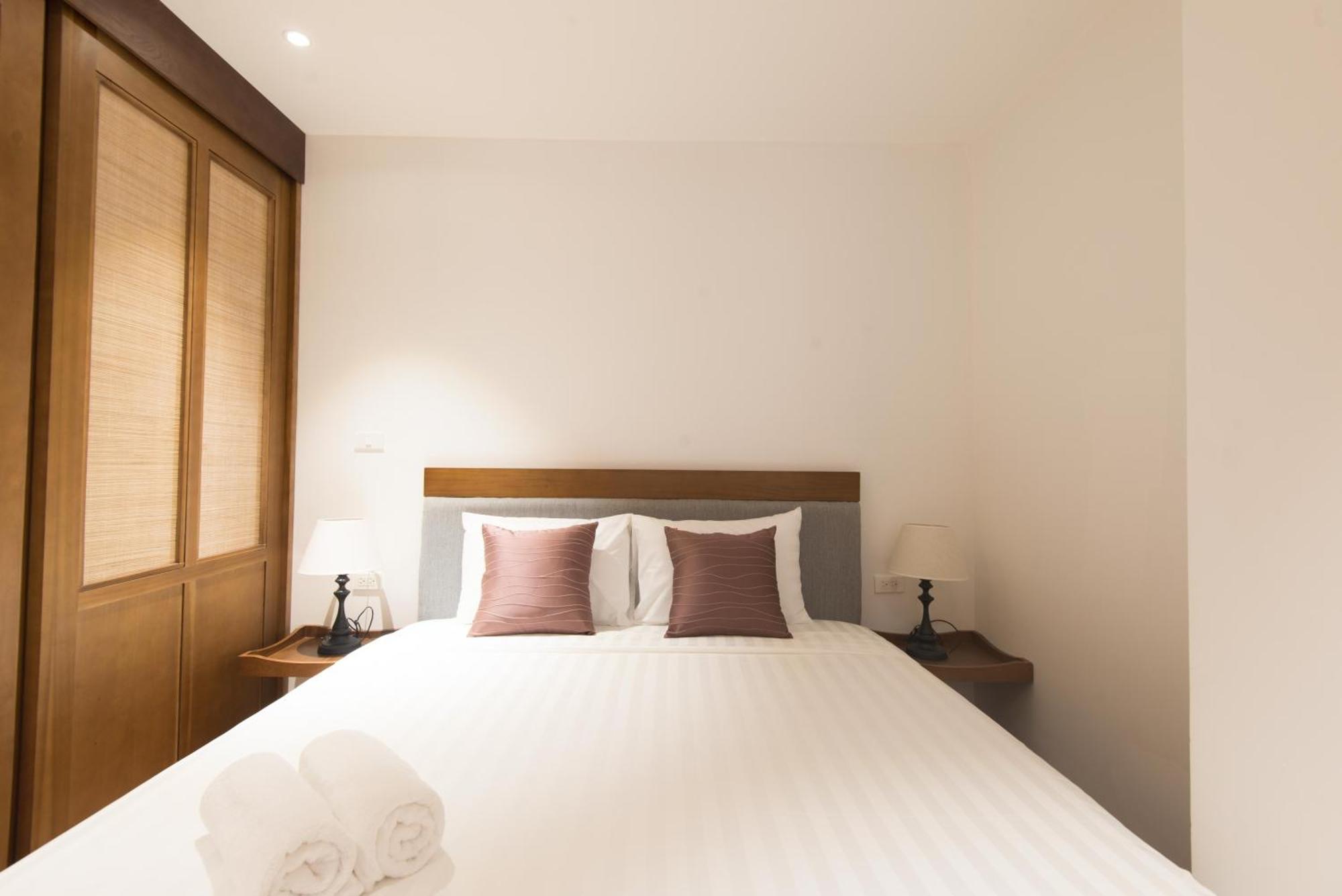 22Housing Hotel & Apartment 81 Linh Lang Hanoi Eksteriør billede